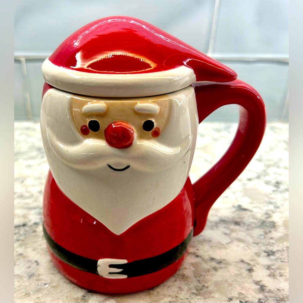 Santa Hand painted Ceramic Mug With Lid, 5.5”
